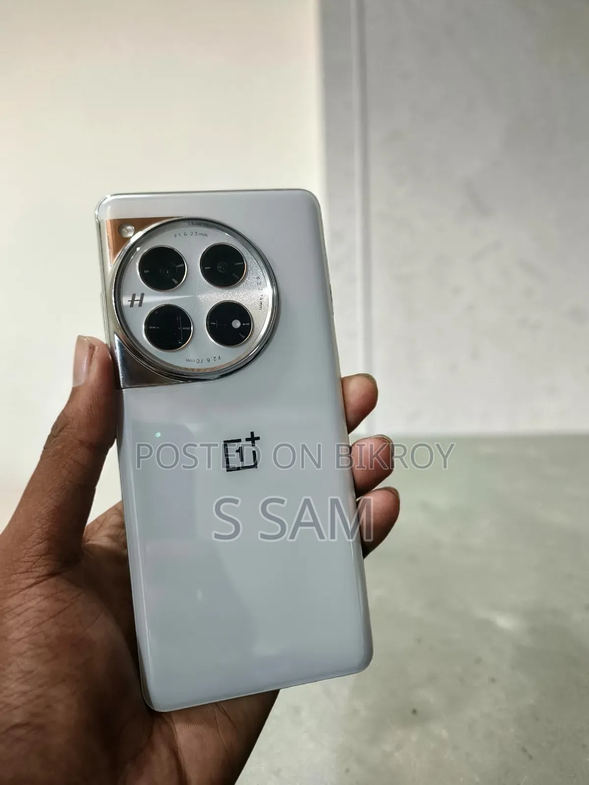 ওয়ানপ্লাস ১২ ২৫৬ জিবি সিলভার