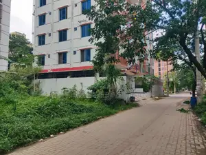 Block - M, 10+10=20 Katha, South Facing Plot Sell