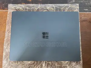 ল্যাপটপ মাইক্রোসফট সারফেস ল্যাপটপ ৮জিবি ইন্টেল কোর আই৫ এসএসডি ২৫৬জিবি