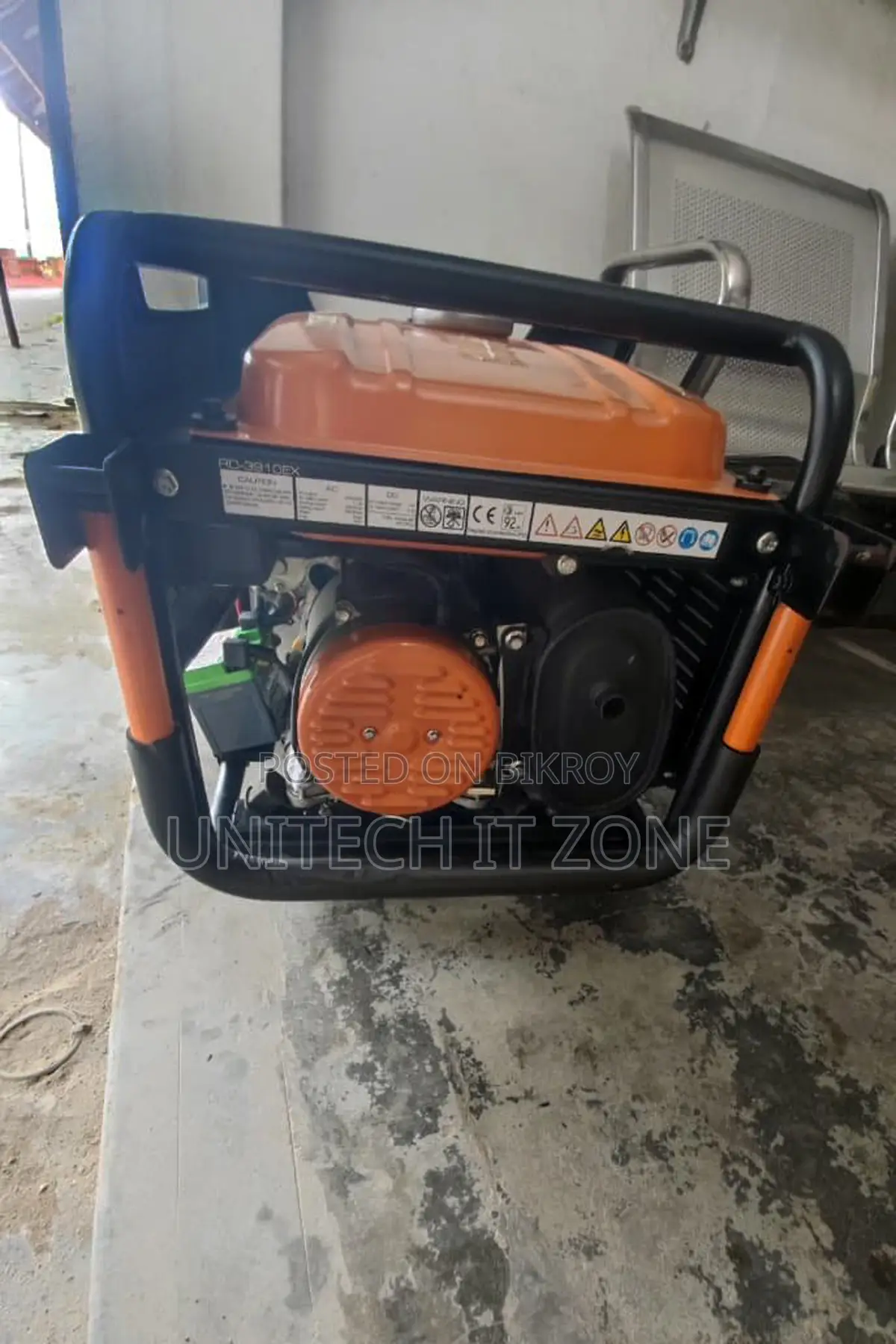Butterfly Generator 2800 Watt Perfect for Office/Shop/Showroom