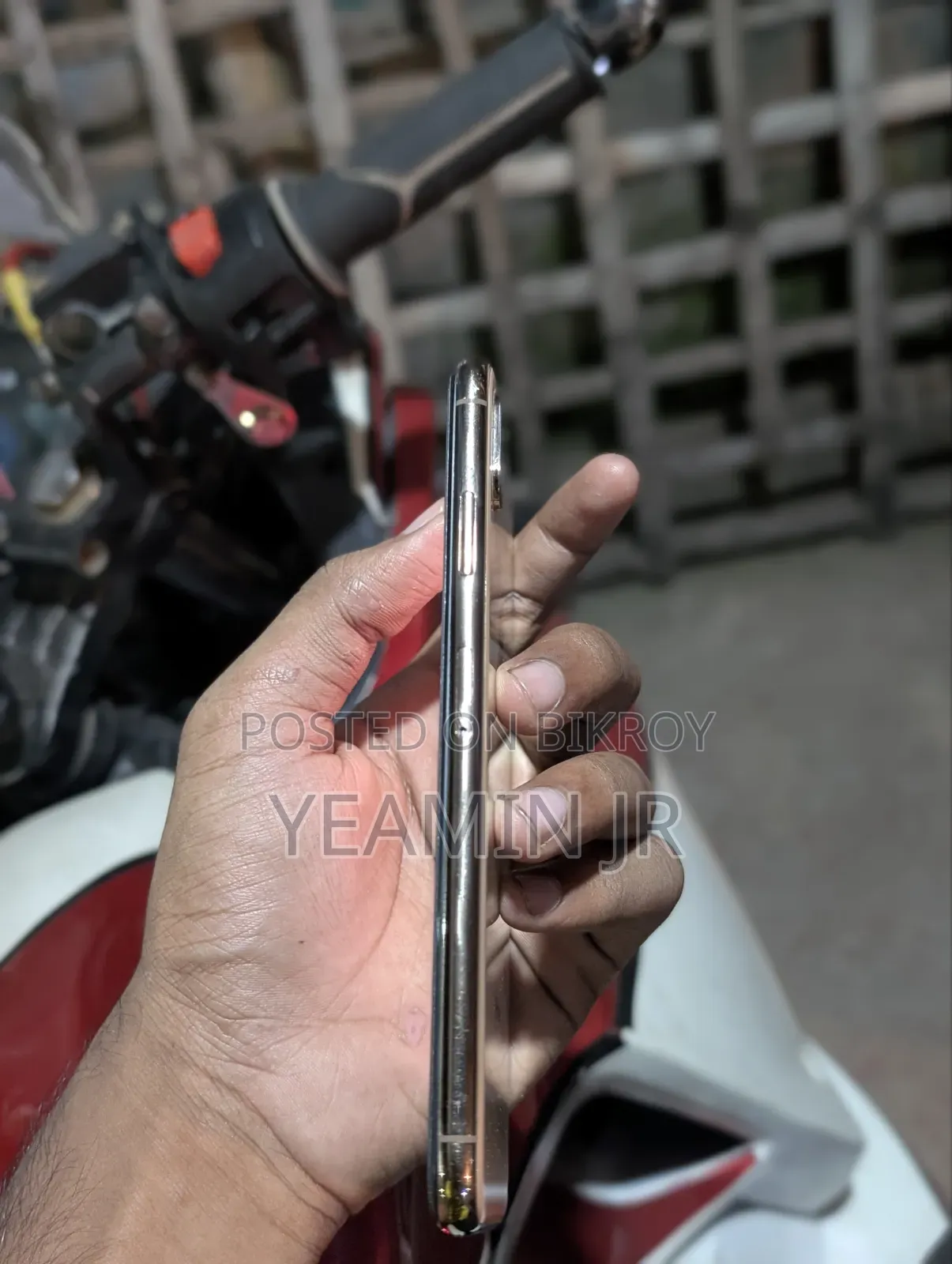 নতুন অ্যাপল আইফোন এক্সএস ম্যাক্স ২৫৬ জিবি রোজ গোল্ড