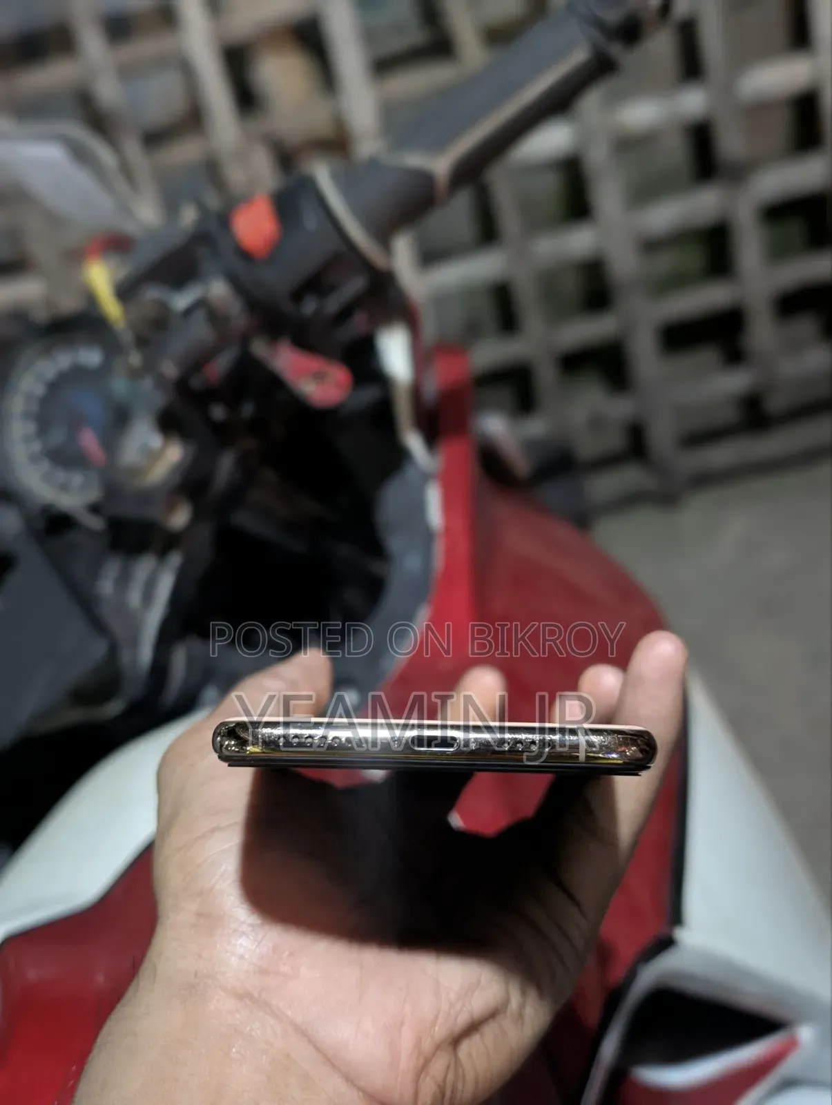 নতুন অ্যাপল আইফোন এক্সএস ম্যাক্স ২৫৬ জিবি রোজ গোল্ড
