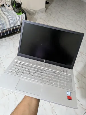 Laptop HP Pavilion 15 8GB Intel Core I7 HDD+SSD 1T