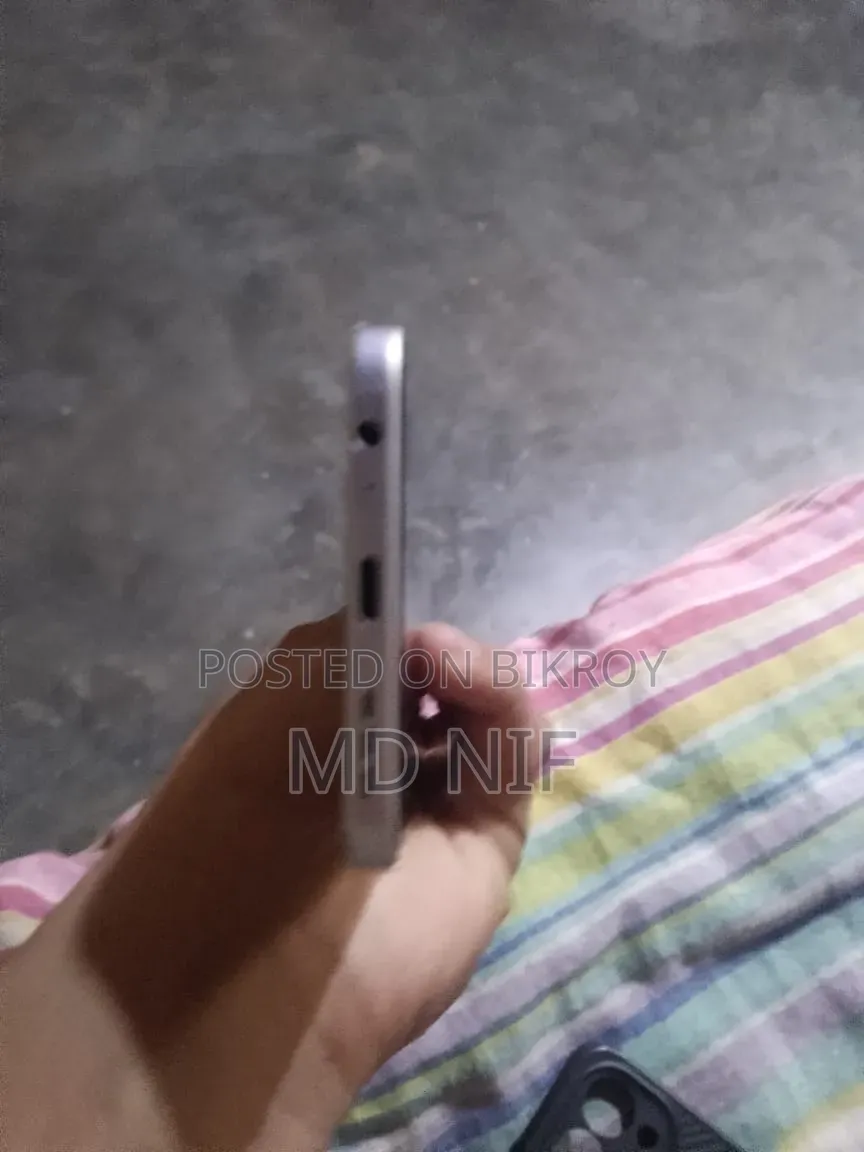 Tecno Spark 40 Pro 128 GB White