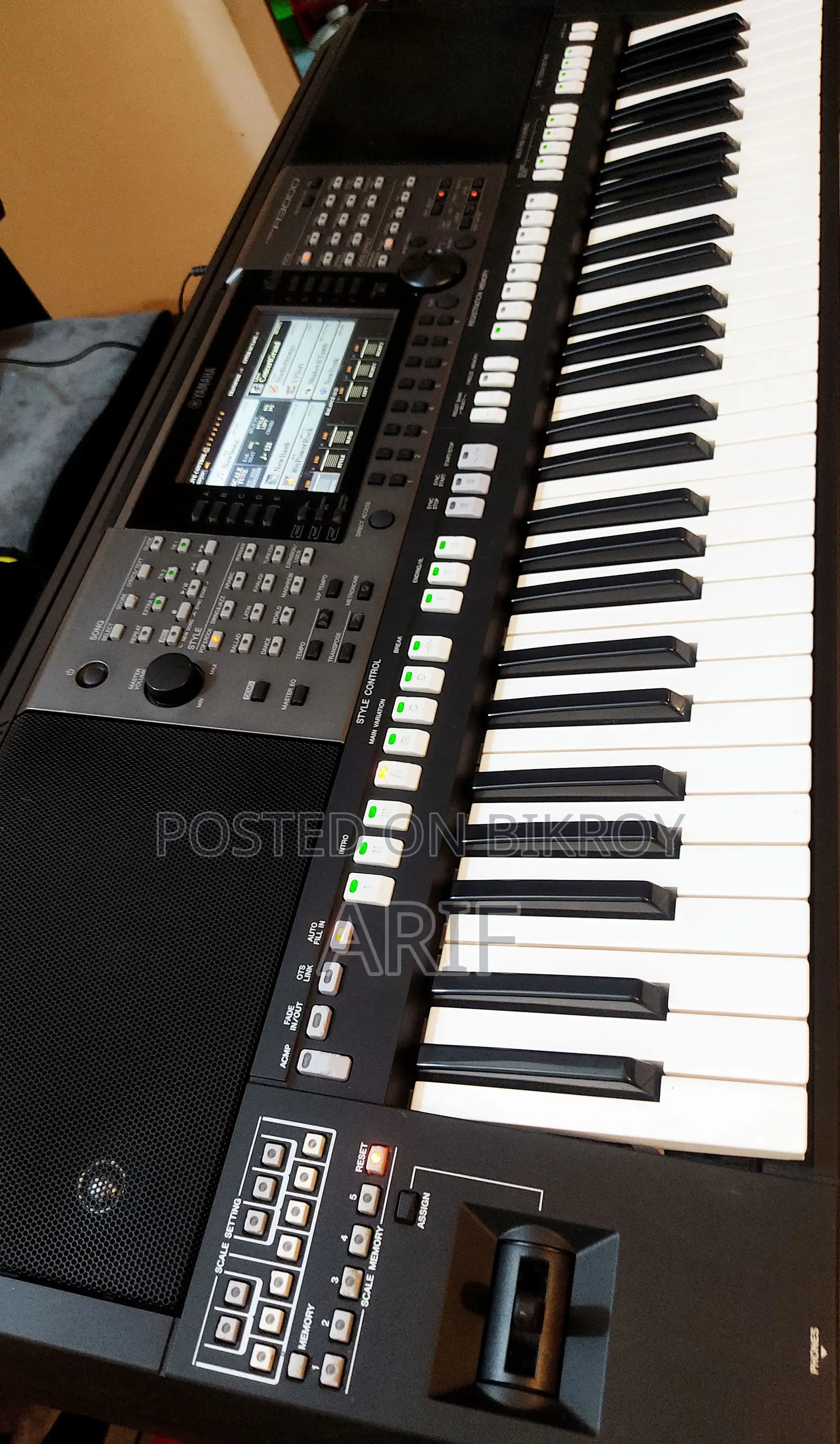 YAMAHA PSR a-3000 Professional Arranger Workstation