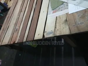 ভালো কন্ডিশন।। বড় সাইজের বেড বা চৌকি