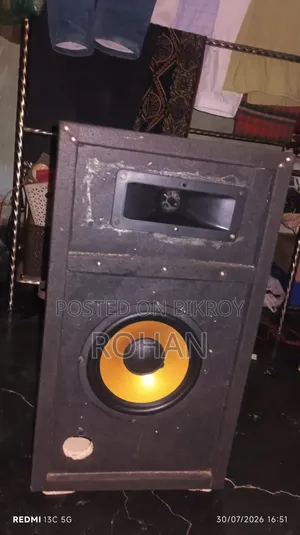 ৮ ইঞ্চি স্পিকার বক্স