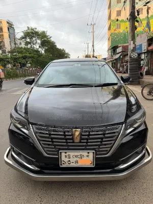 Toyota Premio 2013 Black