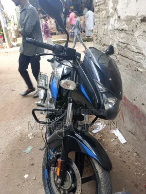 বাজাজ পালসার ১৫০ ২০২২ কালো