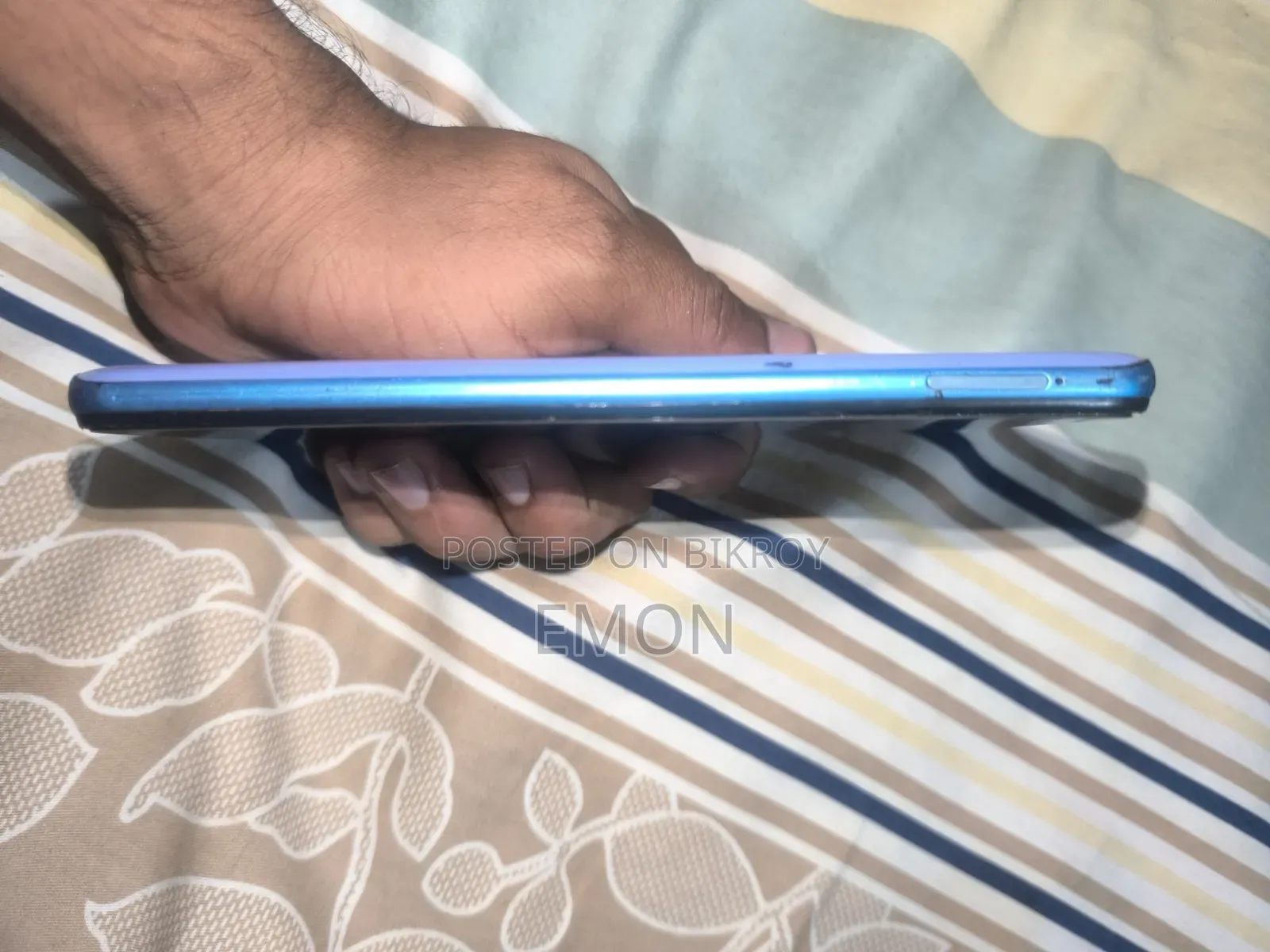 Vivo Y50 128 GB Blue
