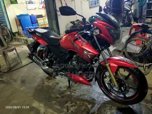 TVS Apache RTR 160 2V 2018 Red