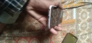 অ্যাপল আইফোন ৬এস ৬৪ জিবি রোজ গোল্ড
