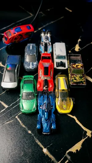 10 Hotwheels