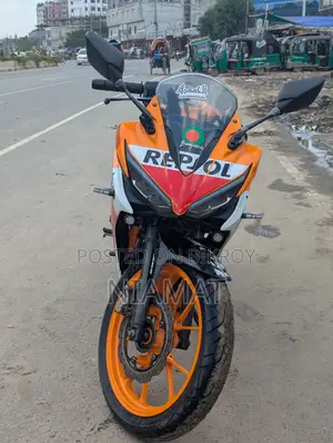 Honda CBR 2020 Orange