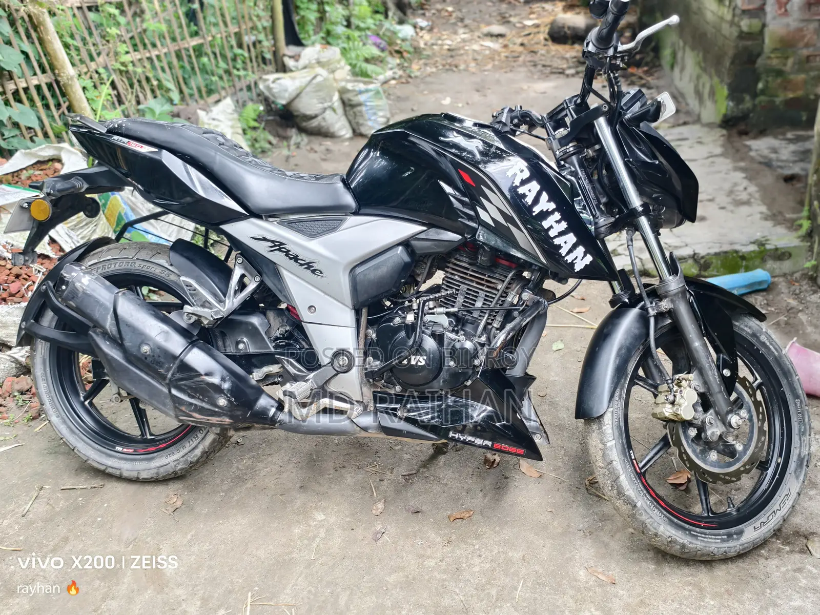 TVS Apache RTR 160 4V ২০২৩ কালো