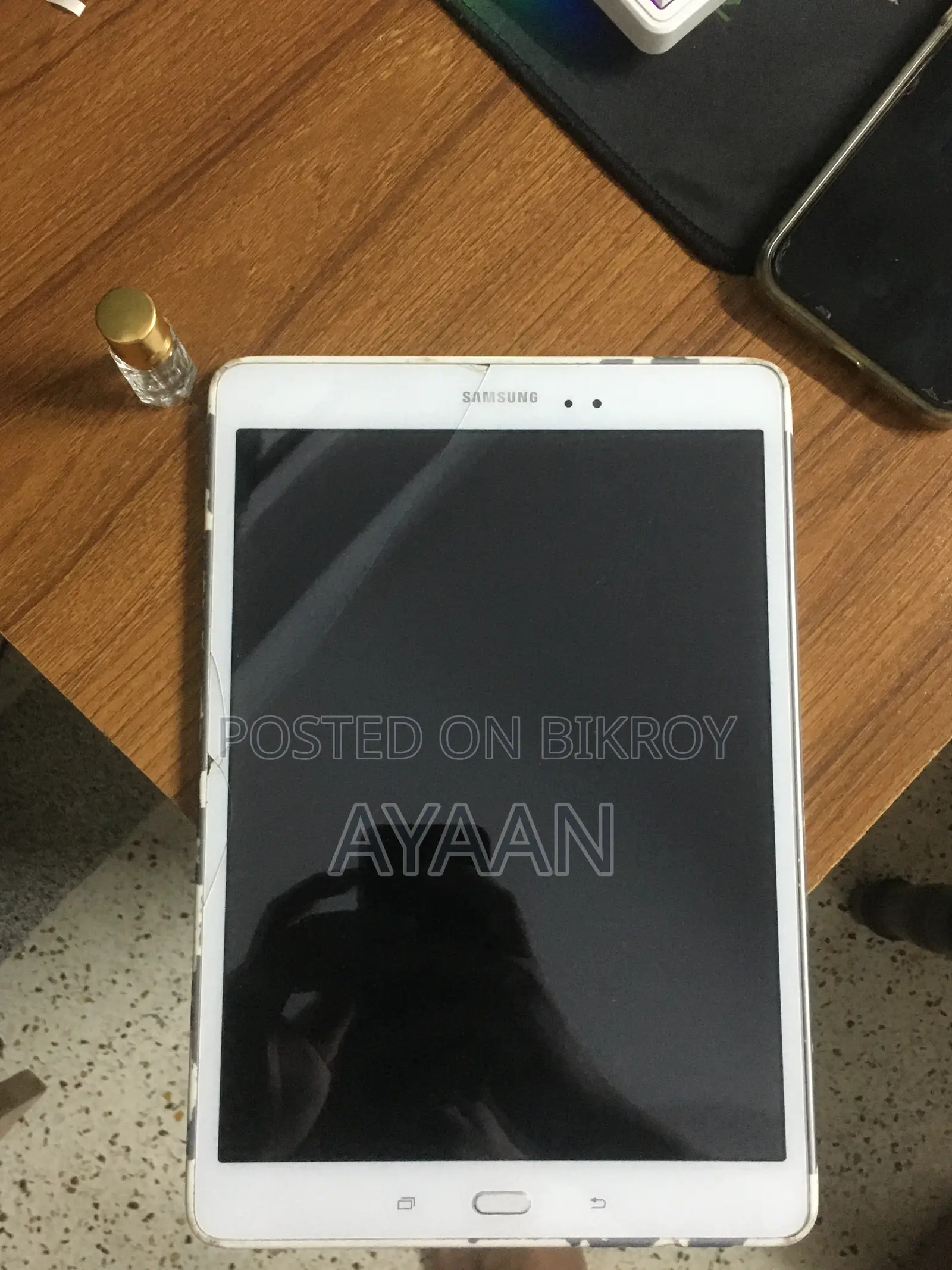 স্যামসাং গ্যালাক্সি ট্যাব এ এসএম-টি২৮৫ ১৬ জিবি সাদা