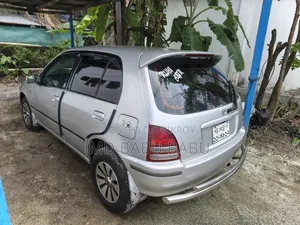 Toyota Starlet 1998 Silver