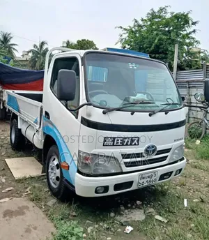 টয়োটা ডায়না