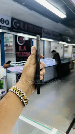 স্যামসাং গ্যালাক্সি এস২৪ আল্ট্রা ২৫৬ জিবি