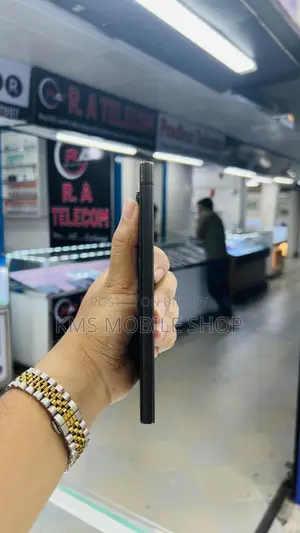 স্যামসাং গ্যালাক্সি এস২৪ আল্ট্রা ২৫৬ জিবি