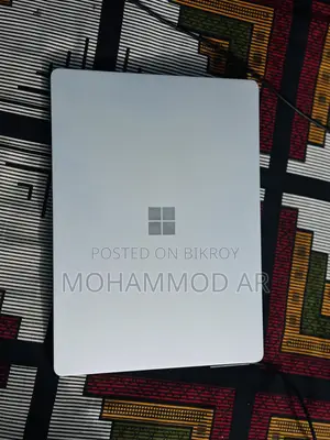 ল্যাপটপ মাইক্রোসফট সারফেস গো ১৬জিবি ইন্টেল কোর আই৫ এসএসডি ২৫৬জিবি