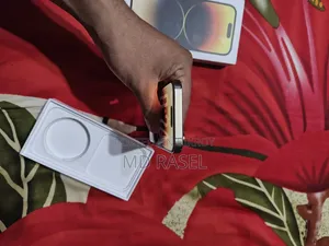 নতুন অ্যাপল আইফোন ১৪ প্রো ১২৮ জিবি গোল্ড
