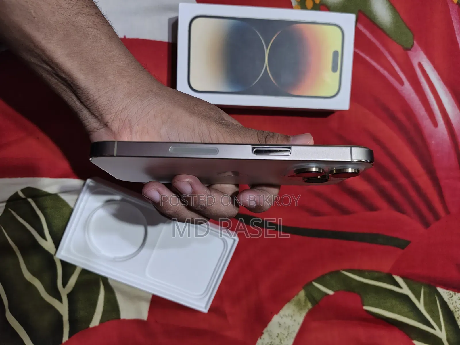 নতুন অ্যাপল আইফোন ১৪ প্রো ১২৮ জিবি গোল্ড