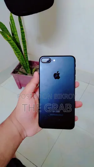 Apple iPhone 7 Plus 32 GB Black