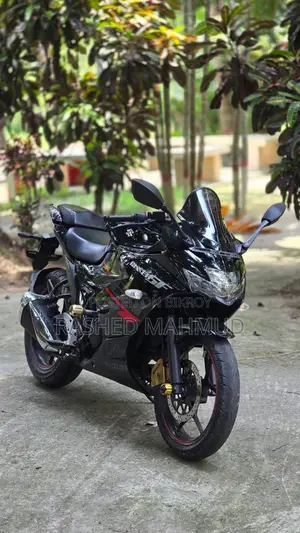 নতুন সুজুকি জিক্সার এসএফ ২০২৩ কালো