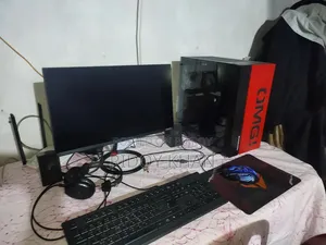 Gigabyte GA-H110MSTX-HD3-ZK 8GB Intel Core i5 SSD 256GB