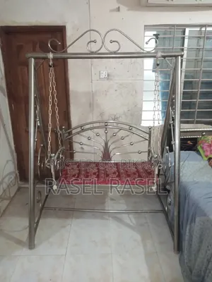 এস এস এর দোলনা