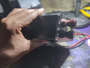 ১০০০ডাব্লু পাওয়ার ইনভার্টার