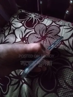 স্যামসাং গ্যালাক্সি এ৫১ ১২৮ জিবি হোয়াইট