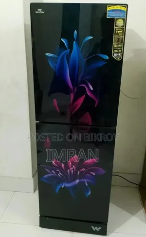 Walton 213 Liter Fridge completely fresh.