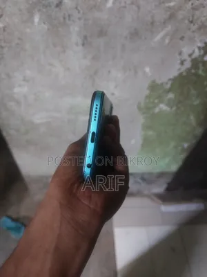 নতুন টেকনো স্পার্ক গো ৬৪ জিবি ব্লু