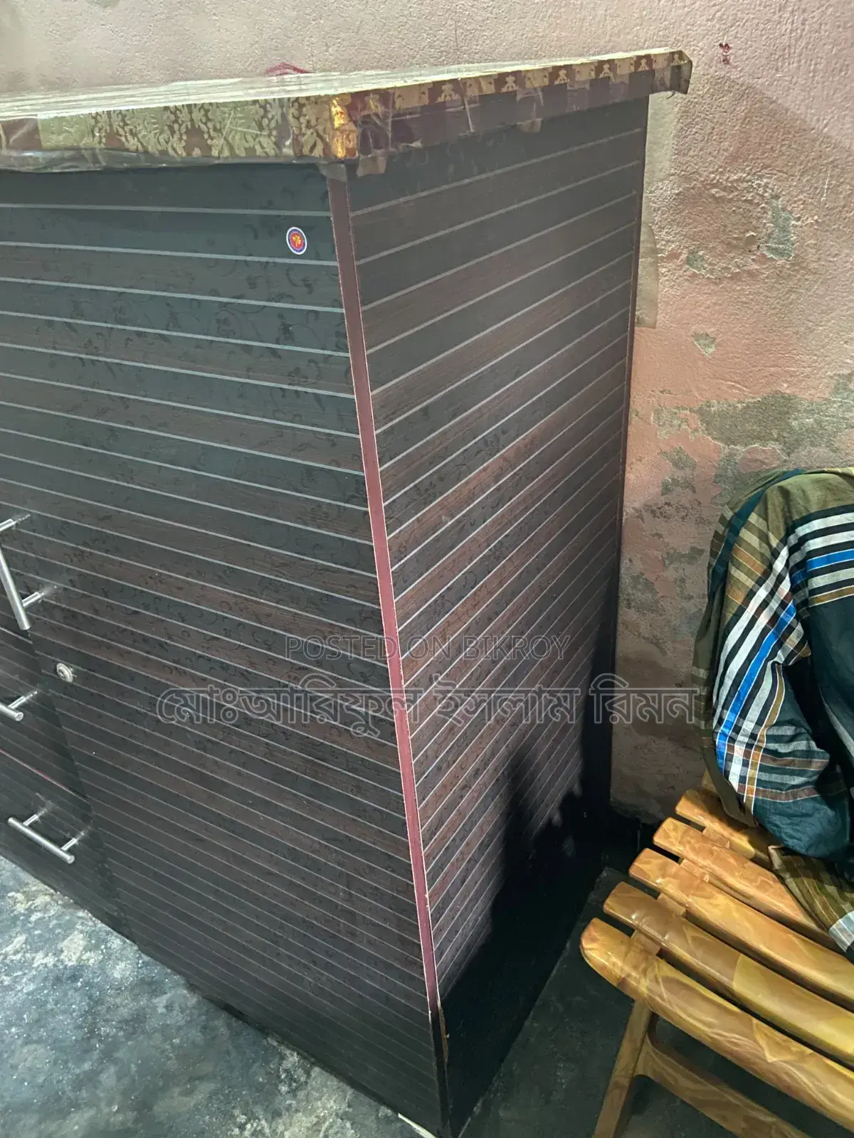  বিক্রয় হবে — সুন্দর বড় সাইজের ওয়ারড্রোব