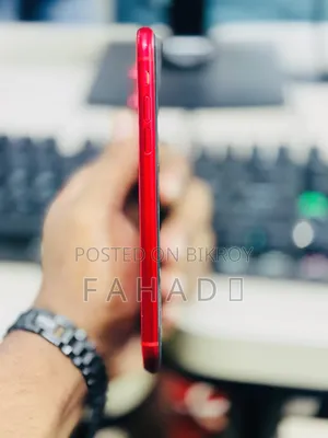 অ্যাপল আইফোন ১১ ১২৮ জিবি লাল