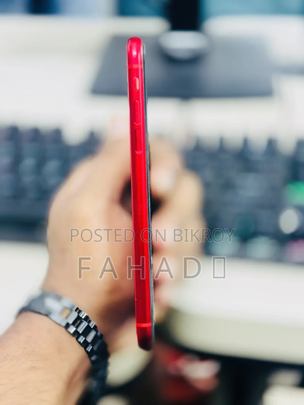 অ্যাপল আইফোন ১১ ১২৮ জিবি লাল