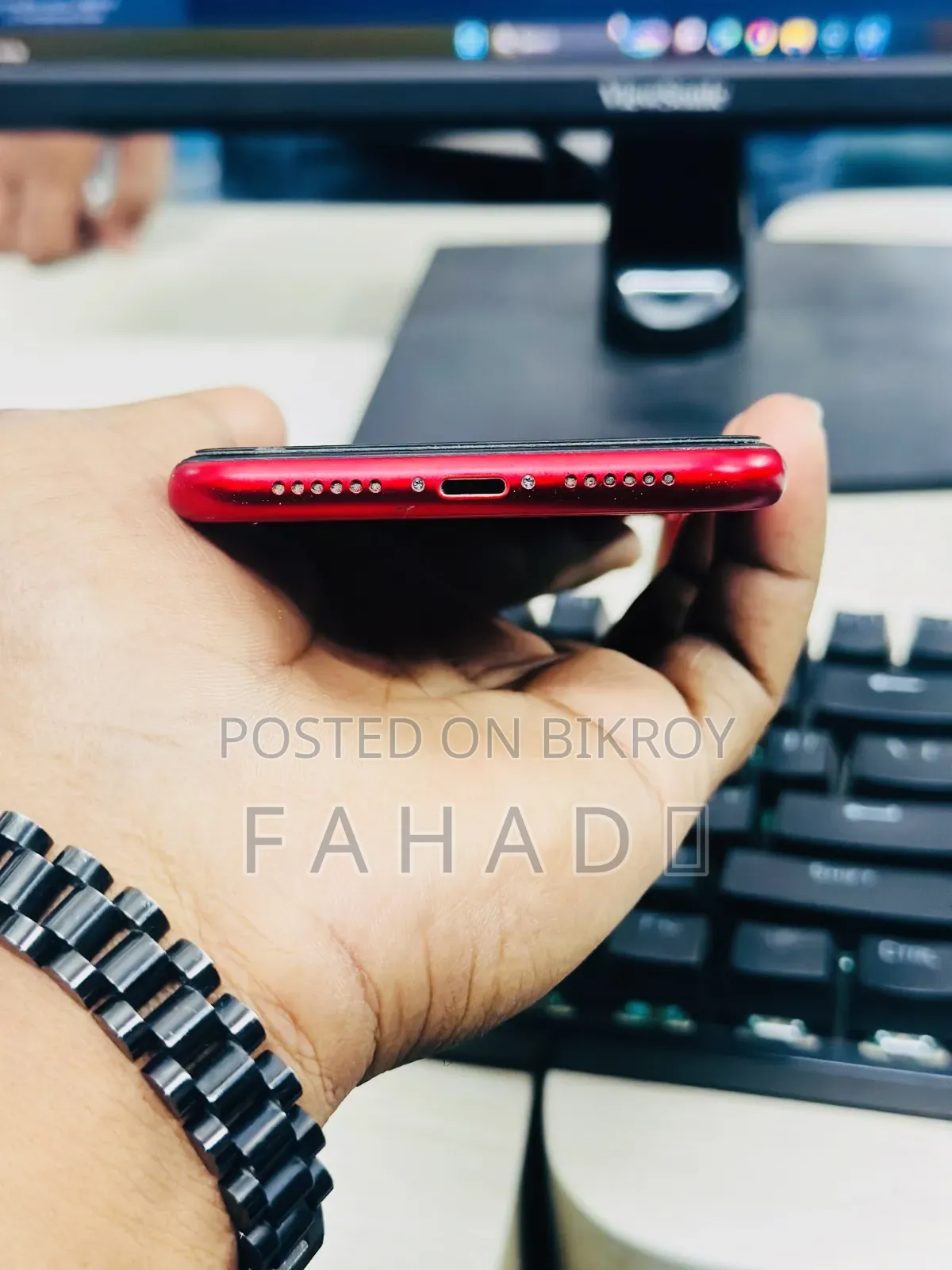 অ্যাপল আইফোন ১১ ১২৮ জিবি লাল