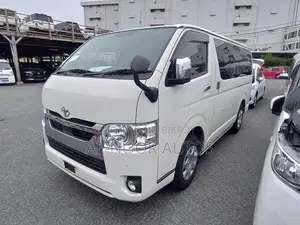 Toyota HiAce 2021 White