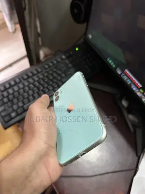 Apple iPhone 11 64 GB Green