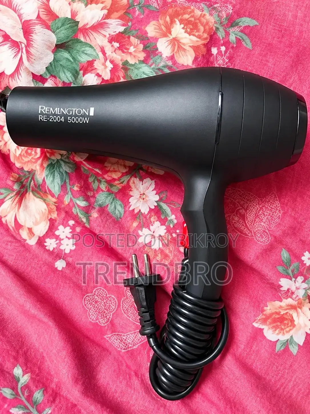 REMINGTON RE-2004 Hair Dryer (Like New)