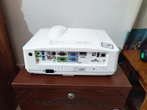 Mitsubishi XD550U DLP 3D Projector Made in Japan