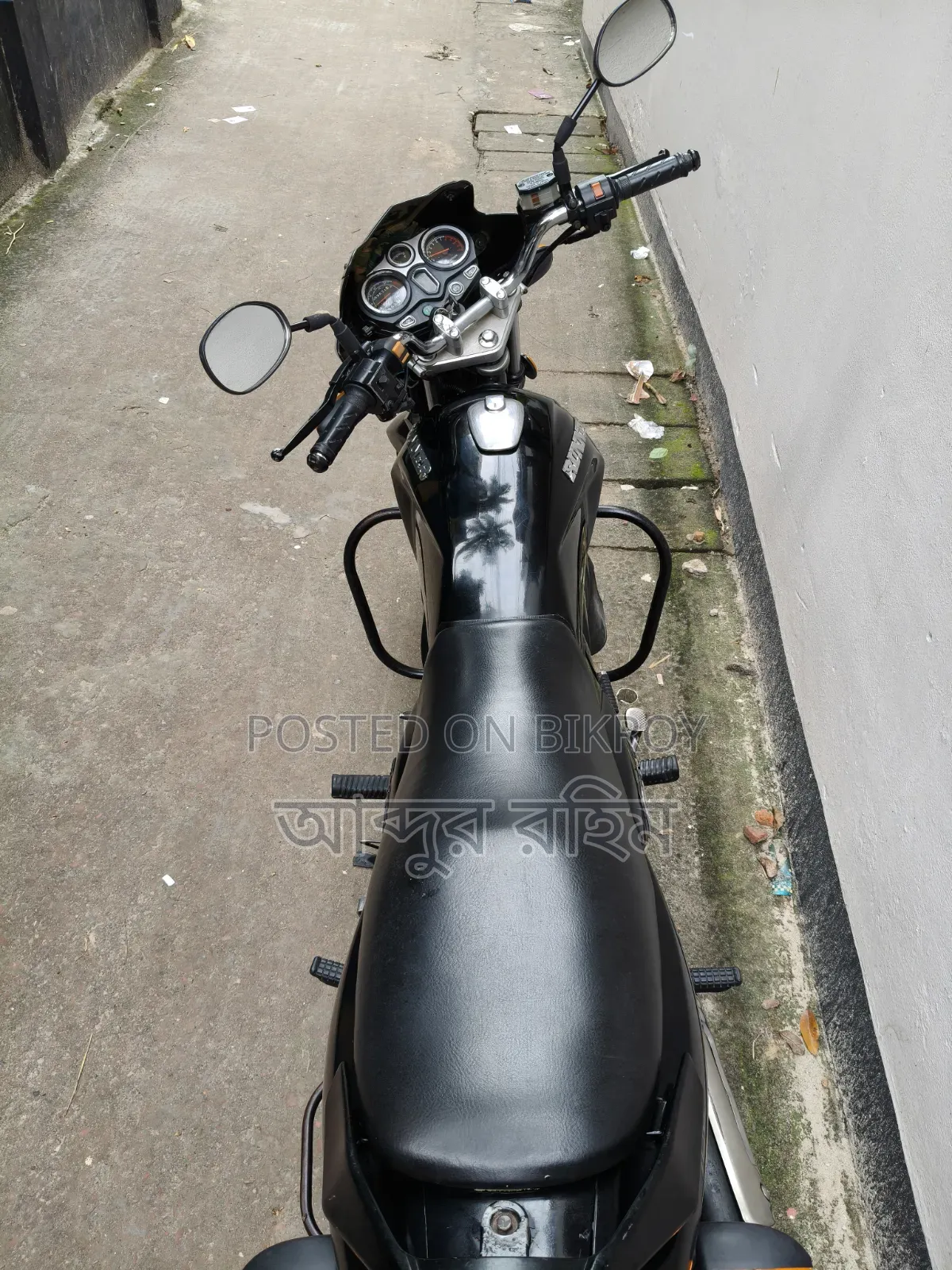 Runner Bullet 100 2019 Black