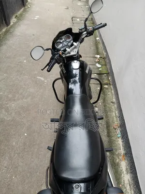 Runner Bullet 100 2019 Black
