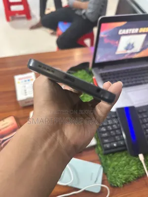 Infinix Hot 60i 128 GB Black