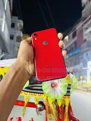 অ্যাপল আইফোন এক্সআর ১২৮ জিবি রেড