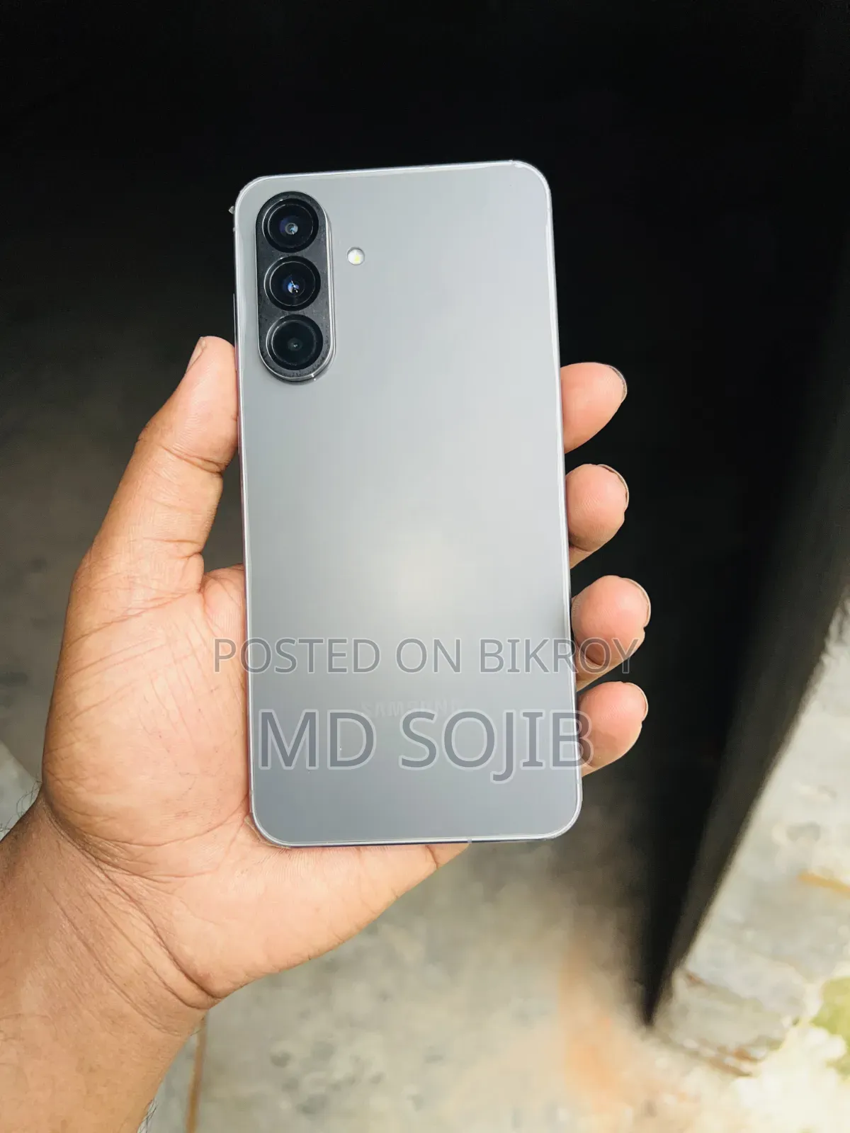 স্যামসাং গ্যালাক্সি এ৫৬ ২৫৬ জিবি
