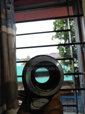 ক্যানন ৭০-২০০ এমএম ২.৮ লেন্স