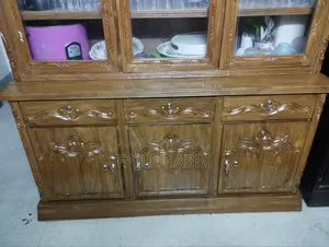 সেগুন কাঠের শোকেস